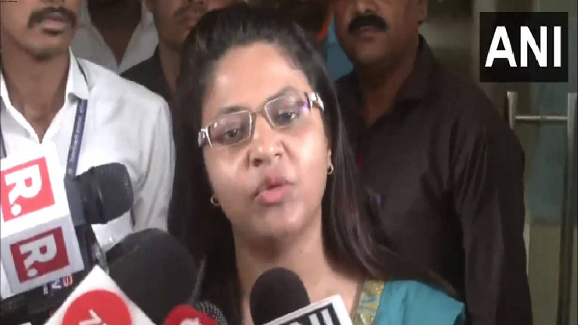 Maharashtra: IAS trainee Puja Khedkar's mother detained